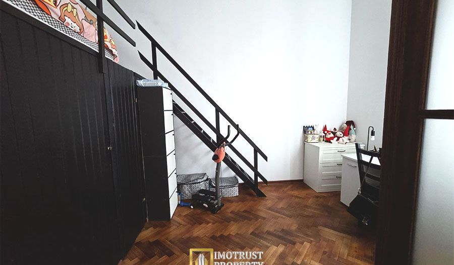 Apartament de vânzare cu tavane înalte, Arad, centru - Poză 5