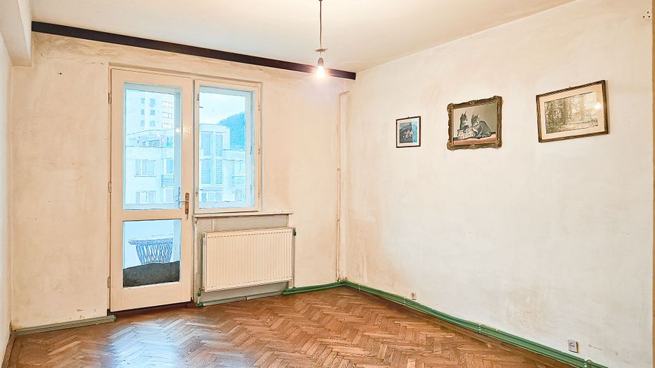 Centru Civic,  apartament spatios, cu pivniță,  garaj si priveliste frumoasă - Poză 12