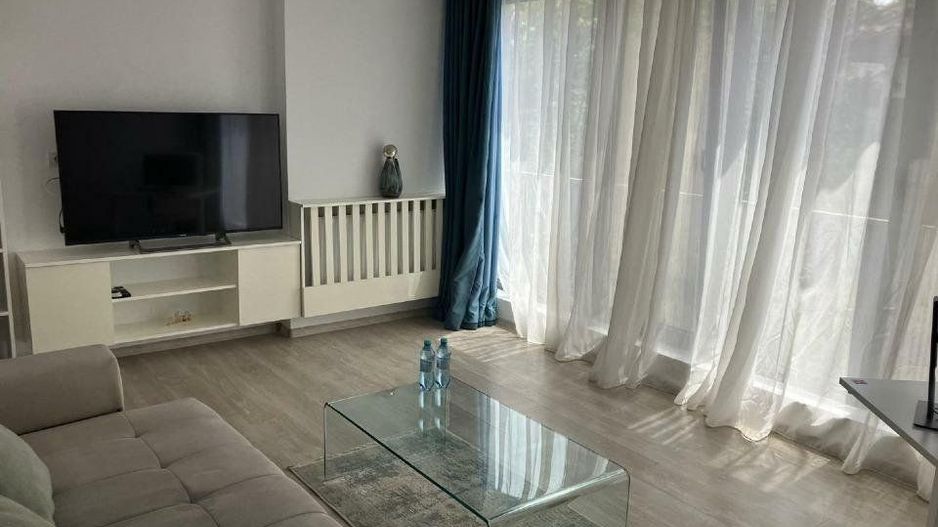 Apartament Parcul Circului/Teiul Doamnei - Poză 1