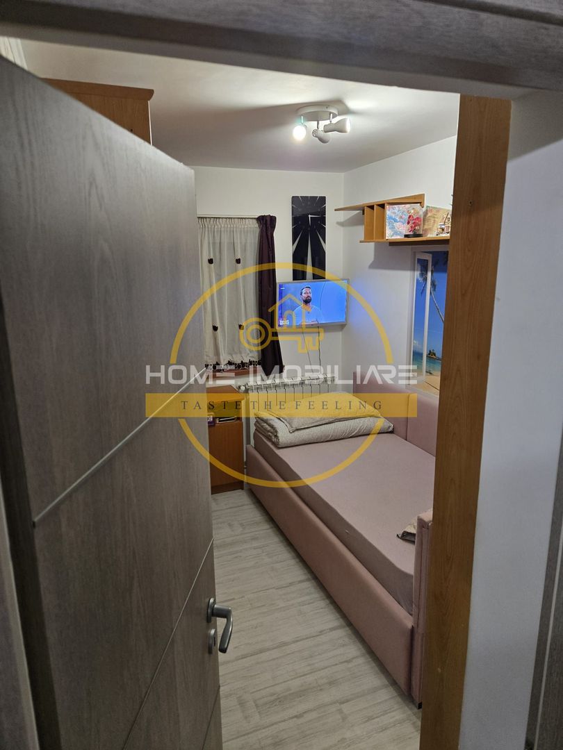 Etajul 2/ Apartament 3 camere/   Fara Risc Seismic/Zona Podu Ros! - Poză 3
