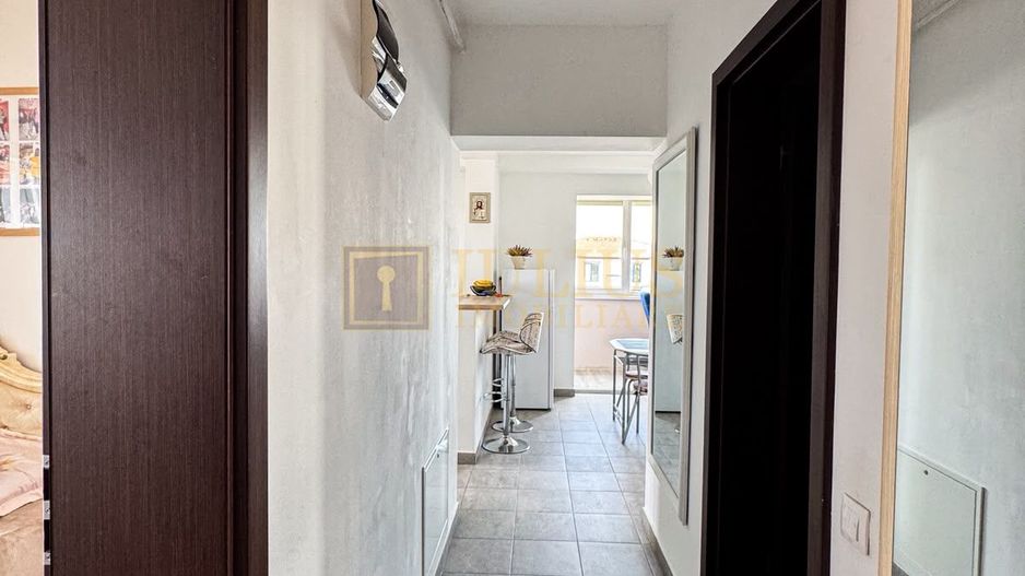 Giroc, 2 camere + birou, terasă 10 m și parcare, etaj 3, 55 mp - Poză 5