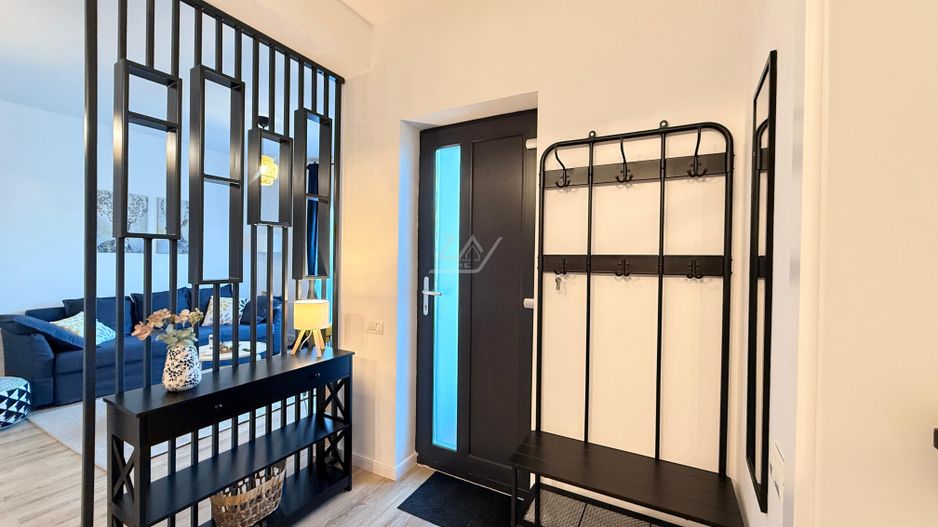 PRIMA INCHIRIERE. Casa moderna si cocheta. Curte amenajata. Loc de parcare. - Poză 12