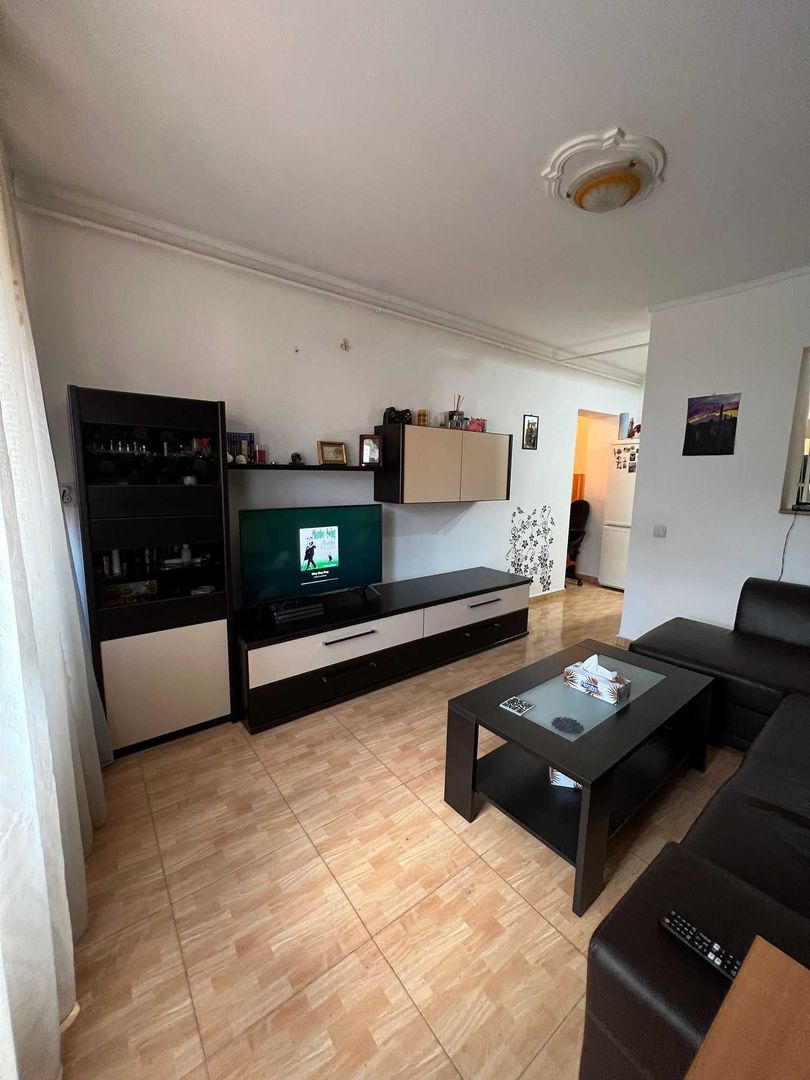 Apartament 3 camere Tractorul | Metalurgistilor - Poză 1