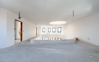 Clădire comercială în zona Grădiște. - Poză 18