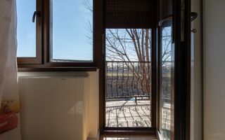 Casă/Vilă modernă de vânzare la intrare în Bogdan Vodă, județul Bacău. - Poză 45