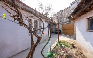 Casa cu 300 mp de teren , acces auto si dublu front in Nufarul - Poză 12