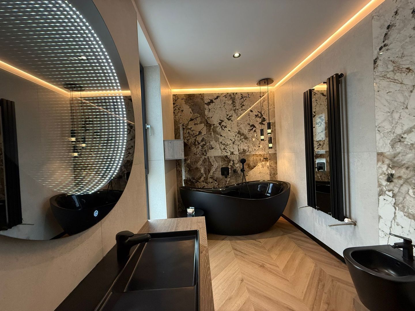 Exclusivitate Absolută în Calea Aradului | Casă High-End Complet Mobilată - Poză 18