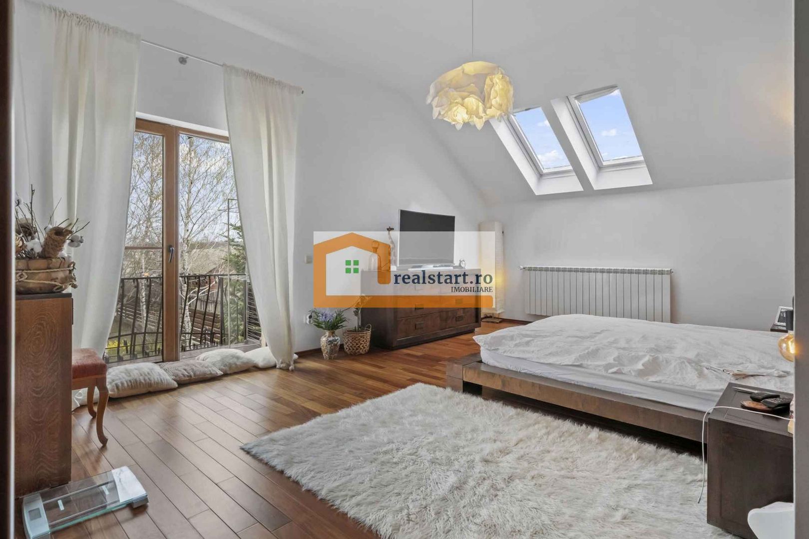 Langa Padurea Corbeanca, P+M, teren 780mp, terasa 35mp, mobilata&utilata - Poză 8