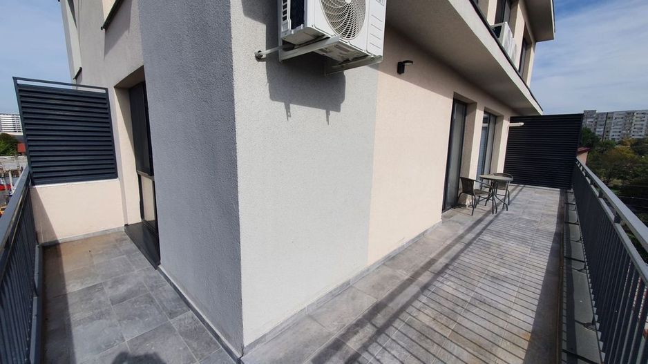 Închiriez garsonieră spațioasă,Vitan, metrou aproape, centrală proprie - Poză 10