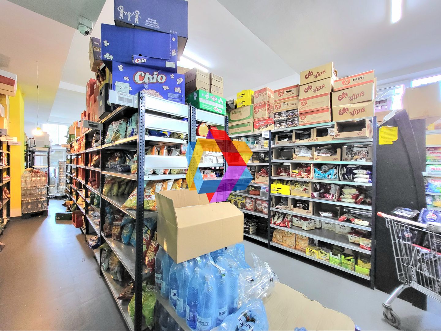 Spațiu comercial cu terasă - 350 mp - Poză 2