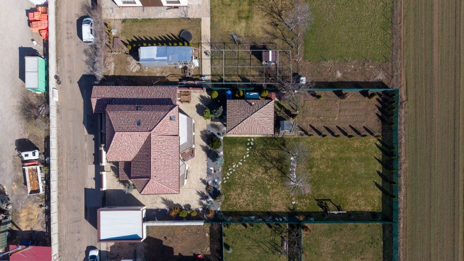 Casa 6 dormitoare+4 bai -1500 mp teren-Sacele - Poză 61