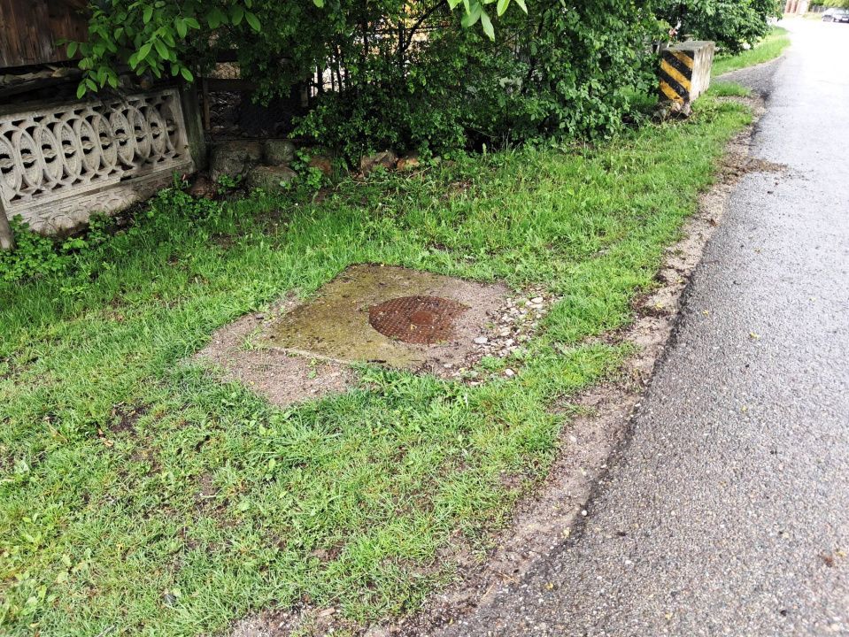 Casă și teren intravilan Polovragi - Poză 10