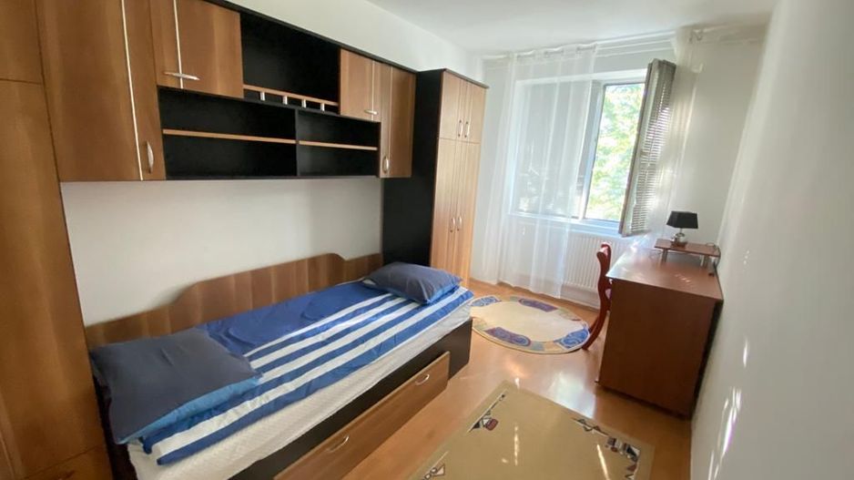 3 camere langa  Medicina -CENTRALA PROPRIE - Poză 5