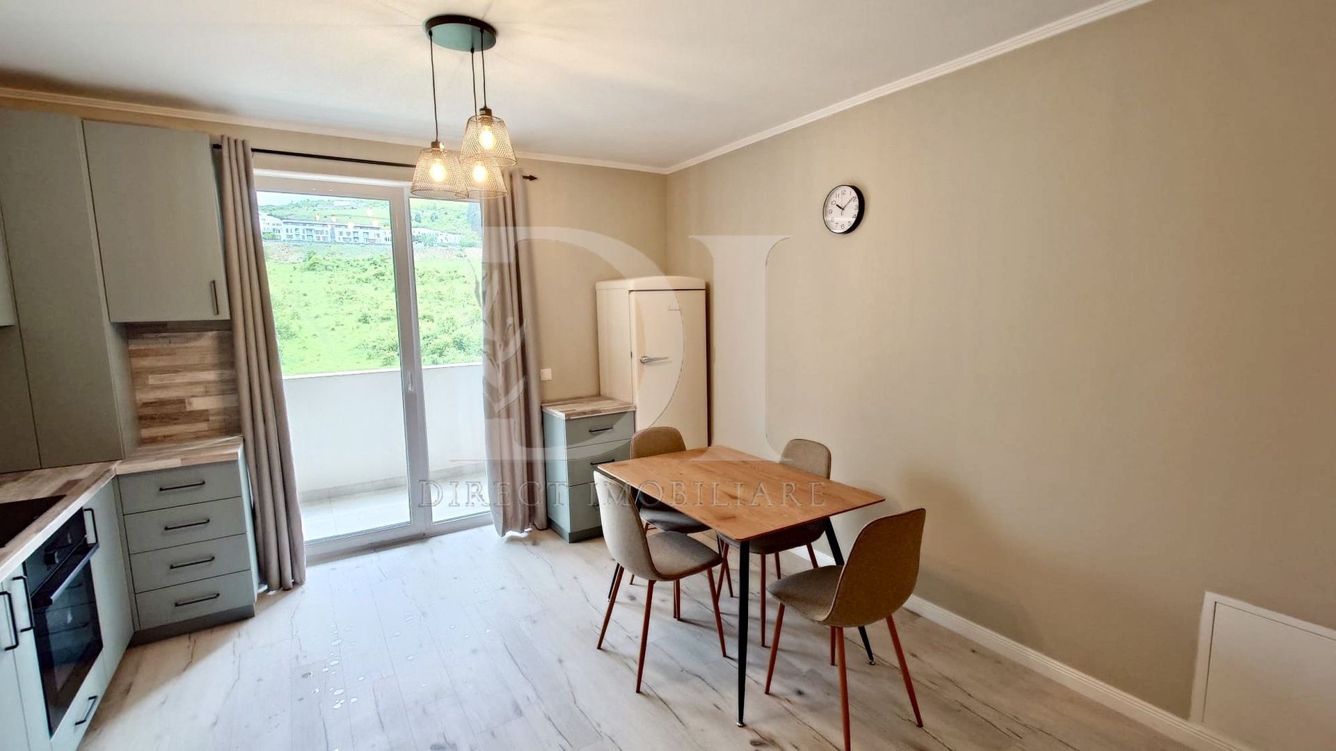 Apartament PRIMA inchiriere / Zona BMW - Poză 3