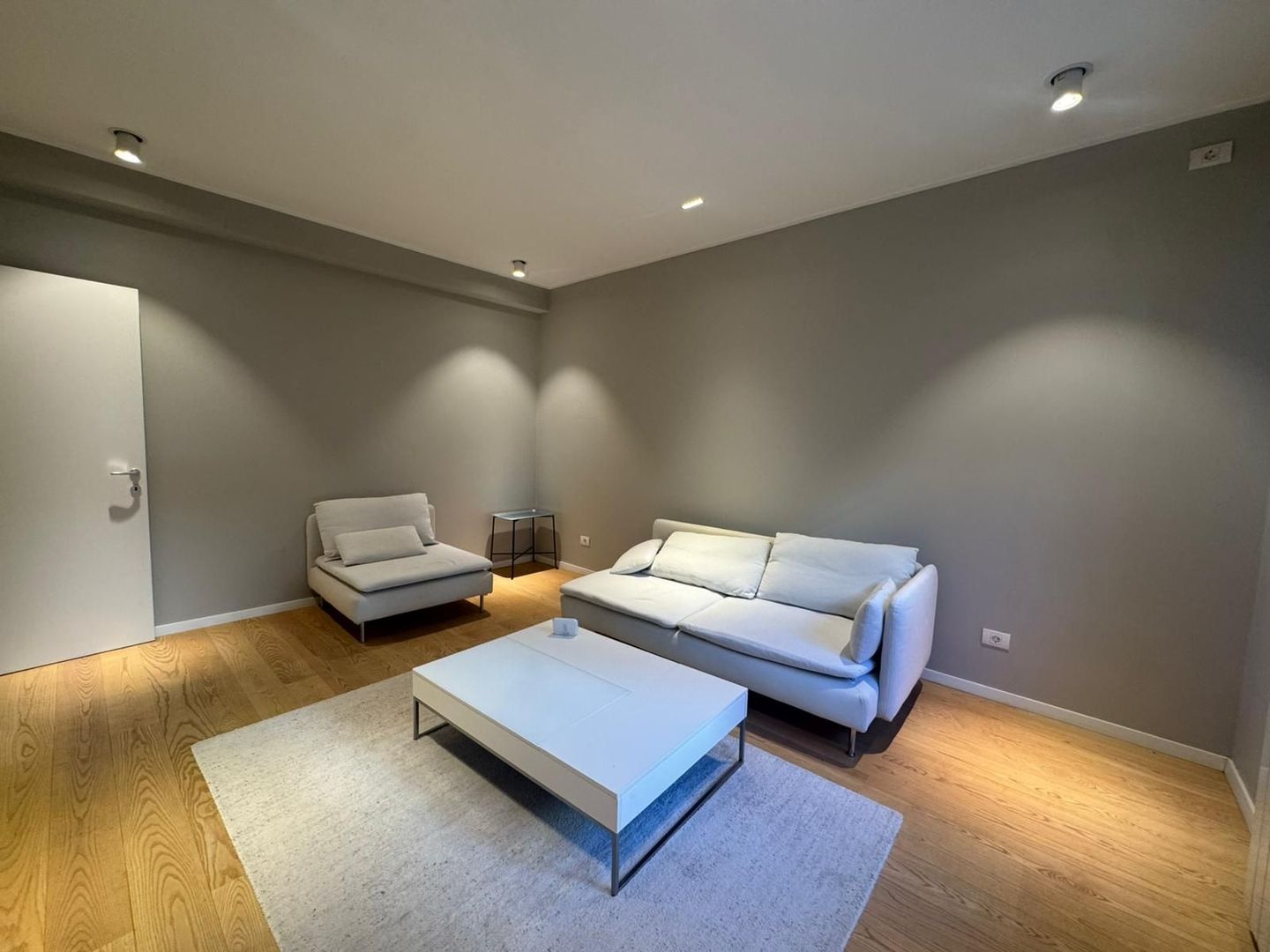 2 CAMERE DECOMANDAT || Primaverii || Jean Monet - Poză 4