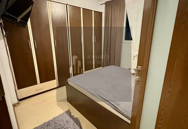 2 camere decomandat - Strada Reșița /  Huedin - Poză 6