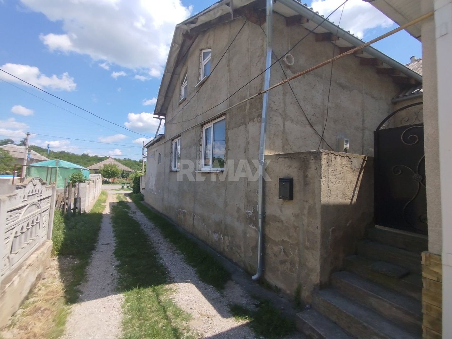 Locuință de 74 m² în Chetrosu, aproape de traseul R2 – potrivită de amenajare după propriul gust - Poză 1