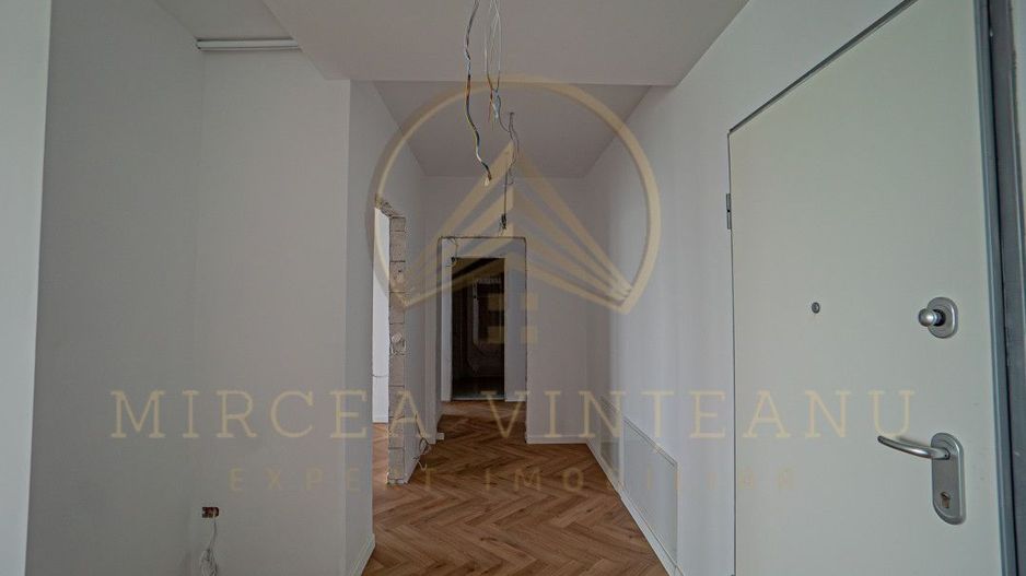 Mamaia -  Apartament cu 3 camere situat la parter cu vedere la lac. - Poză 13