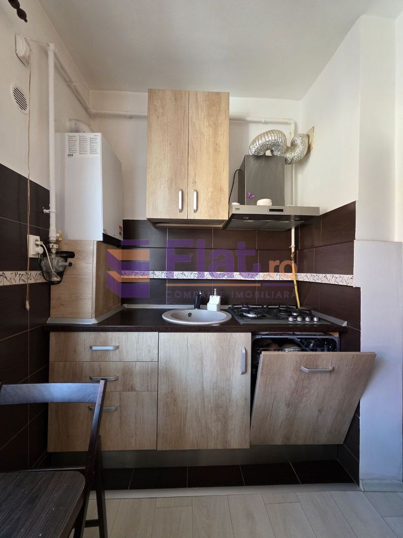 Apartament 2 camere decomandat Tractorul - Poză 7