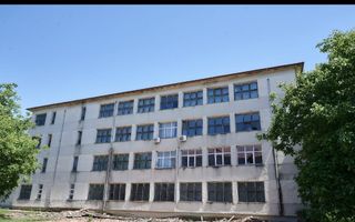 Imobil cu destinatie clinica medicala, spital - Poză 2
