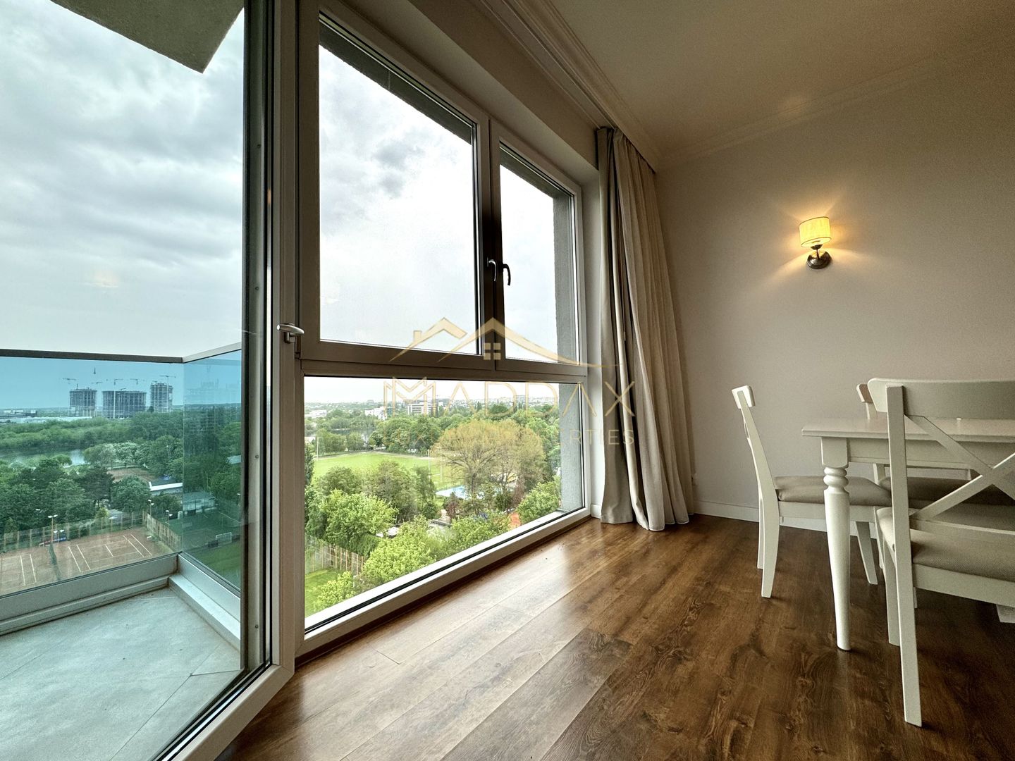4 rooms apartment - 122 sqm/ Rented/ 1 Parking / Floreasca - Lake View - Poză 8