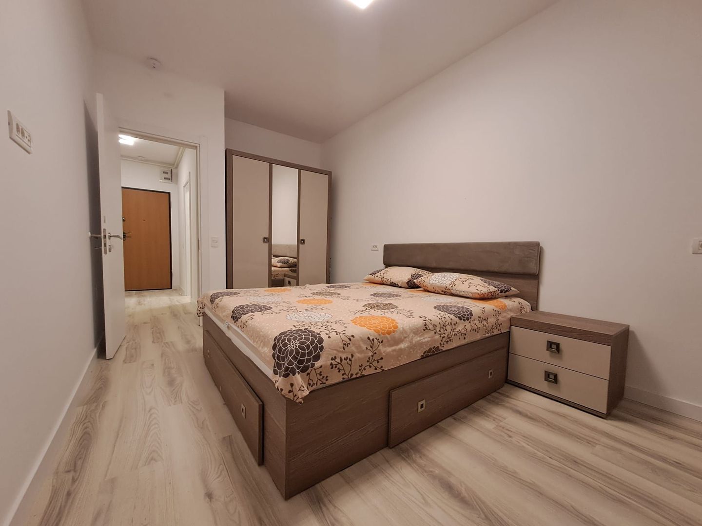 Ap2Cam|Parcare,AerConditionat,Centrala,Mob+Ut,ImobilNou|CampeadorCity. - Poză 12