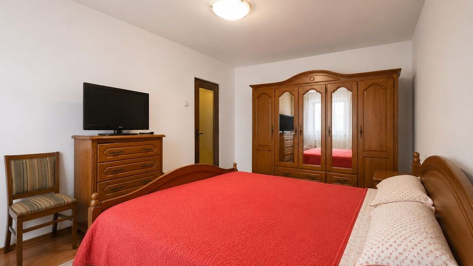 Apartament cu 4 camere de vânzare Coiciu - Poză 8