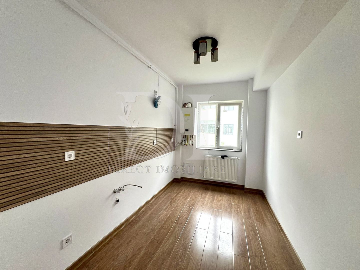 Apartament la cheie / etaj intermediar / Zona Terra - Poză 4