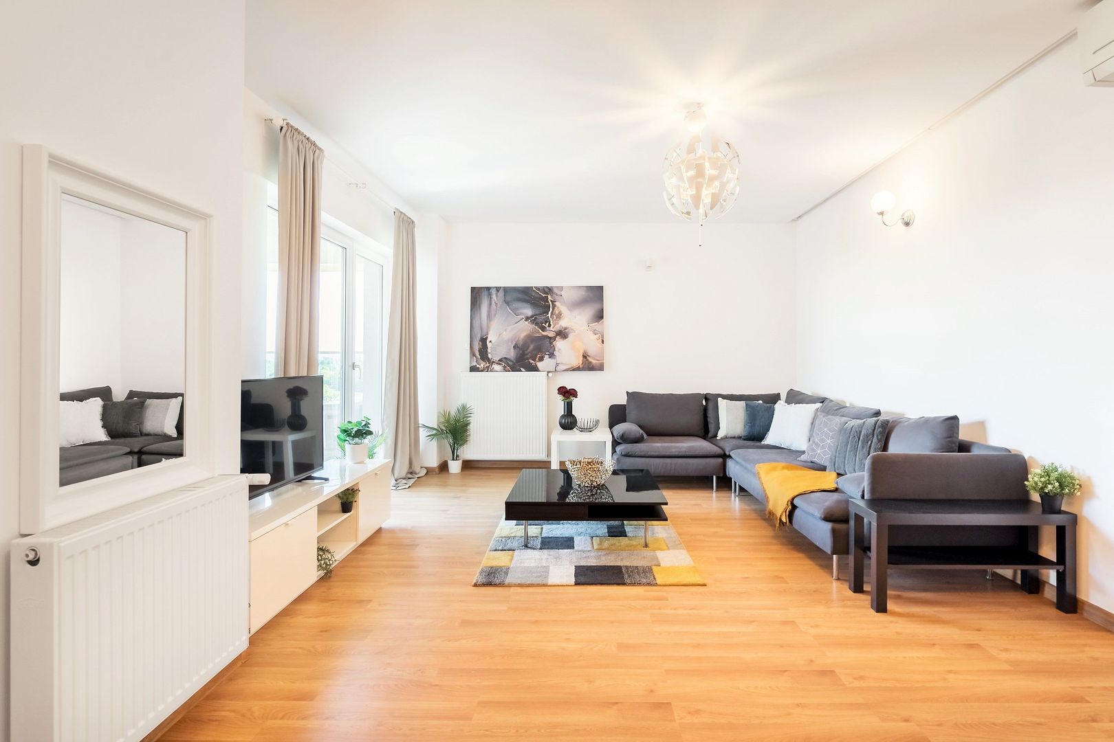 COMISION 0%-Apt 3 camere 75mp superb complet mobilat/utilat vedere lac ParcVerdi - Poză 2