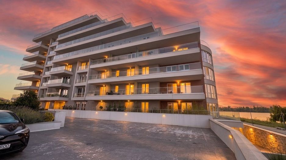 Apartament lux cu vedere panoramică la Lacul Cernica - Poză 2