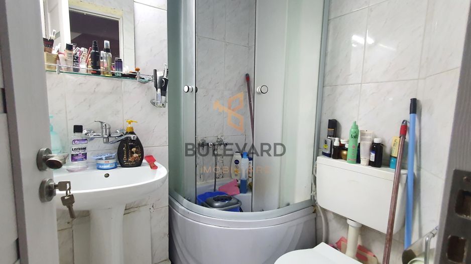 Apartament cu 4 camere decomandate, zona strazii Fabricii de Zahar! - Poză 7