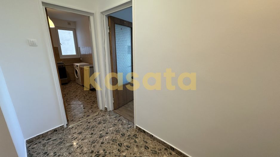 2 Camere | Renovat| Toate mijloacele de transport | Etaj Intermediar - Poză 2