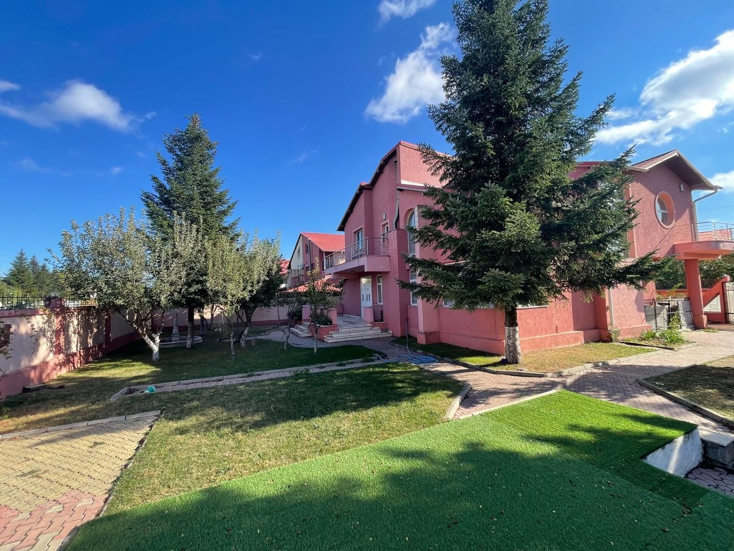 Vila superba 5 camere Pipera  I Erou Iancu Nicolae I  Stradala - Poză 9