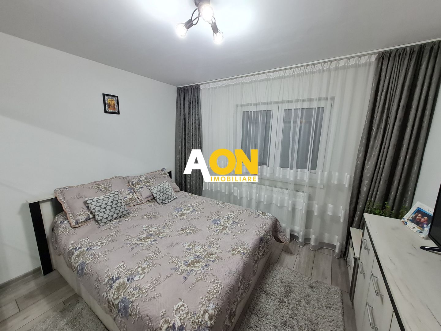 Apartament 2 Camere, 53 mp + Balcon, Decomandat, Et.1, Zona Cetate - Poză 5
