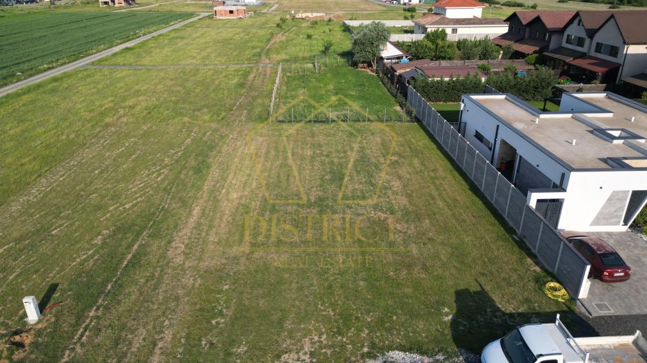 Teren de 509mp, pentru casa individuala sau duplex | Giroc - Poză 1