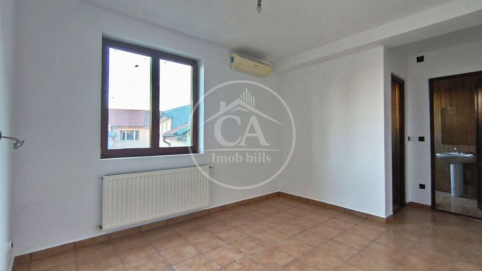 Casa de închiriat cu 6 camere în zona Centrala,  Oradea - Poză 4
