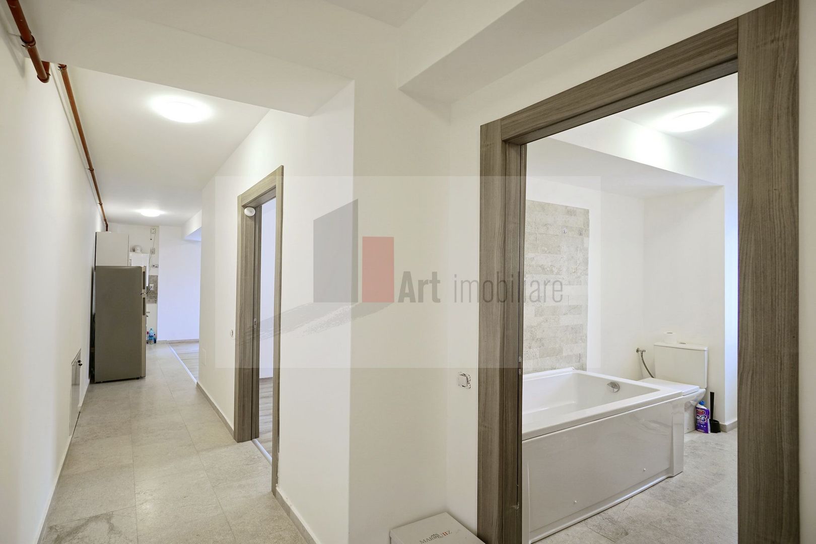 3 camere bloc nou Intrarea Monolitului - Poză 10