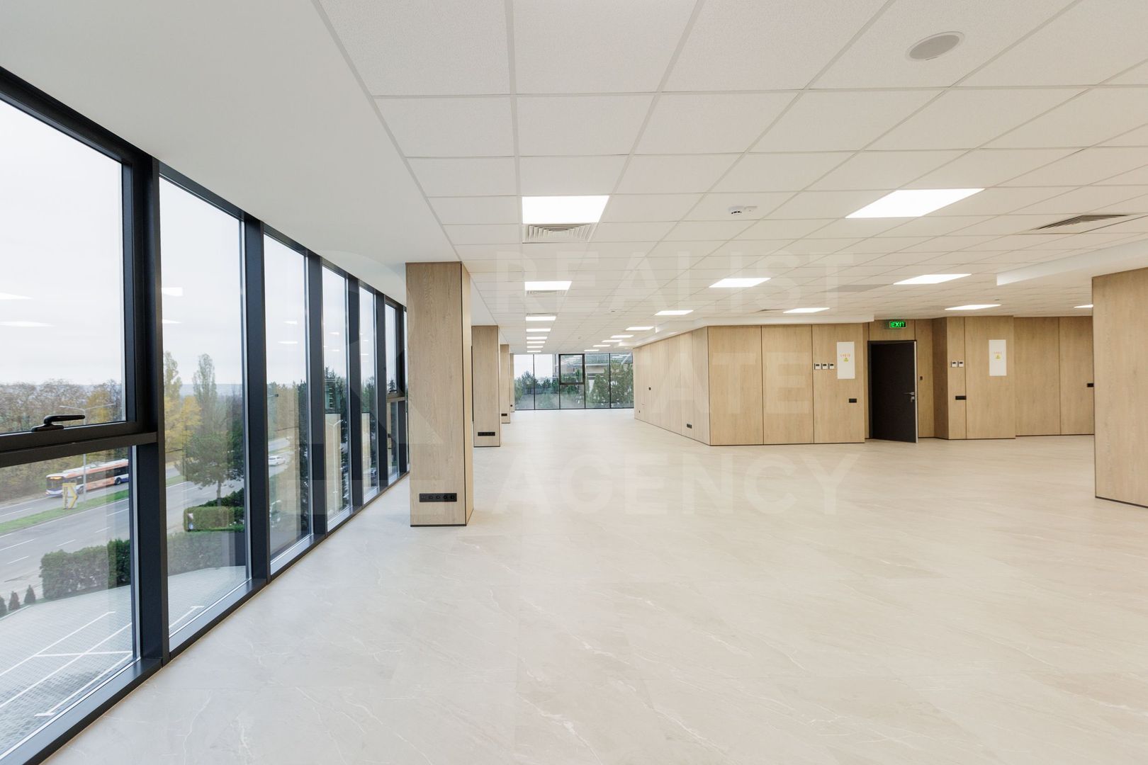 Chirie un complex de birouri ultra-modern, bulevardul Dacia, Botanica - Poză 38