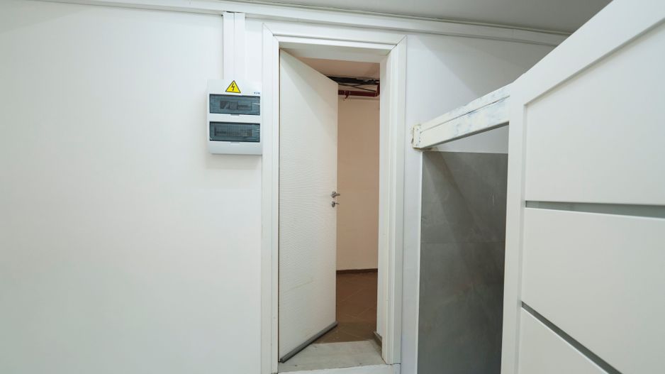 Spatiu comercial de vanzare - Amaradia - Poză 10