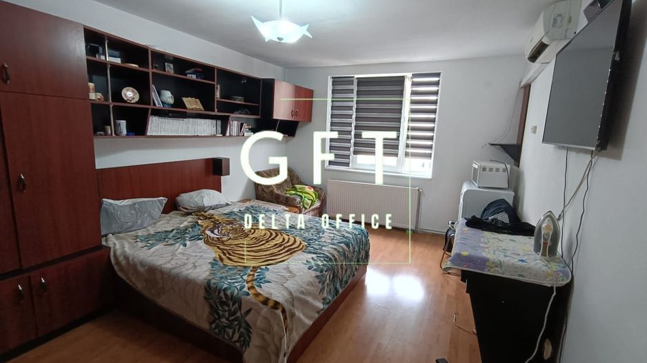 Apartament cu 2 camere , Et. 3 - Strada Imparatul Traian - Poză 2