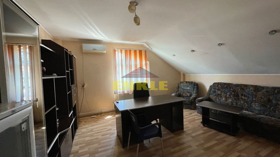 De vânzare: Hală industrială cu anexă birouri/apartament - Poză 2