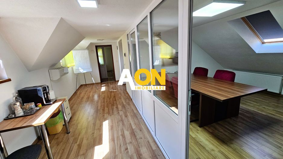 Casa S+P+M, 9 camere, ideala pentru birouri sau clinica, zona Centru - Poză 18