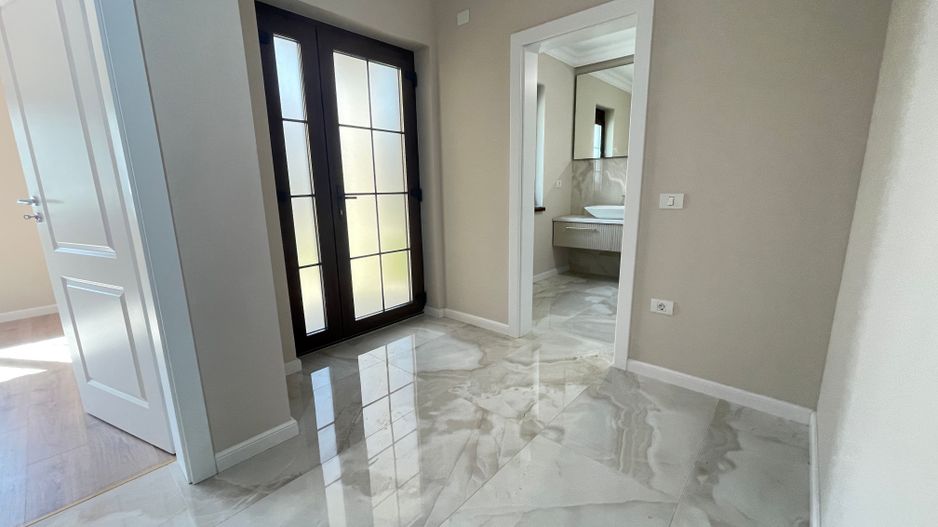 Duplex frumos si finisat modern in zona Mehala - Poză 5