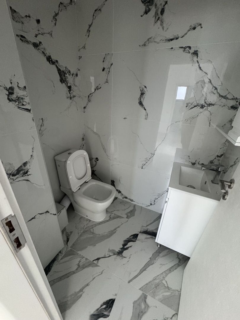 Apartament 3 camere Otopeni 0.8km METROU, finisaje PREMIUM - Poză 2