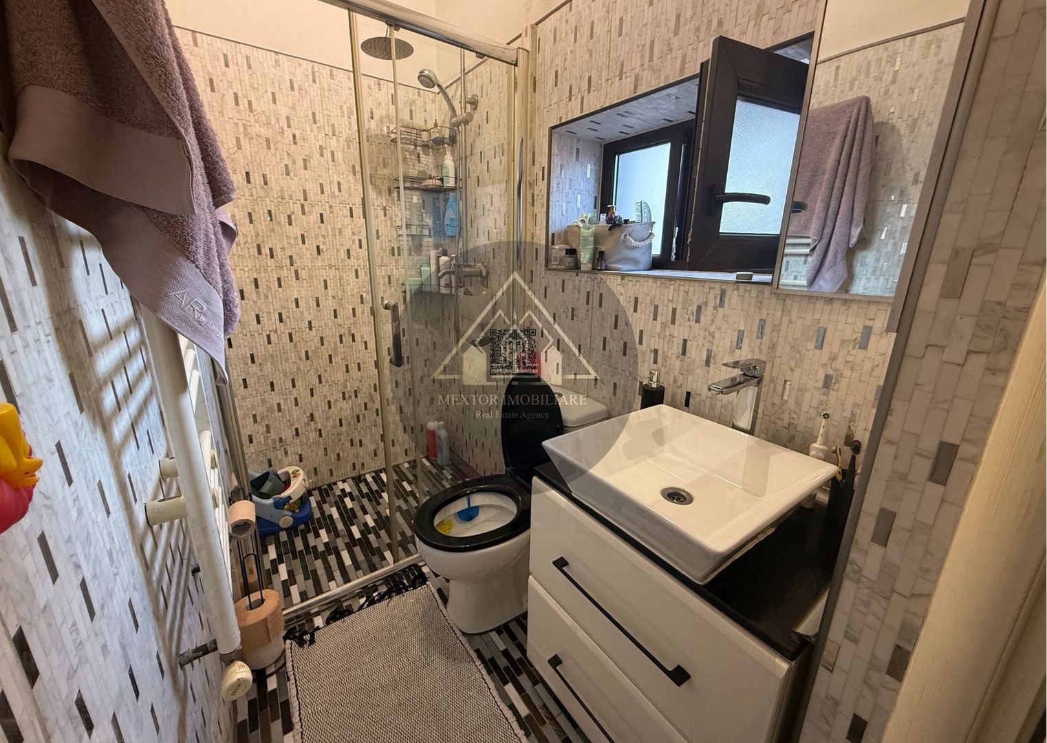 Apartament la casa, în centrul vechi, Medias - Poză 10