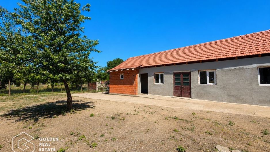 Casa cu 3 camere in Sinicolau Mic, teren 400 mp - Poză 5