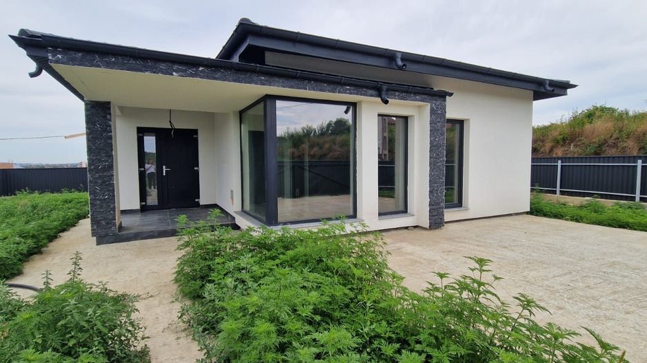 Casa 3  camere INTABULATA 70 mp.  Bucium Visan 140000 euro - Poză 8