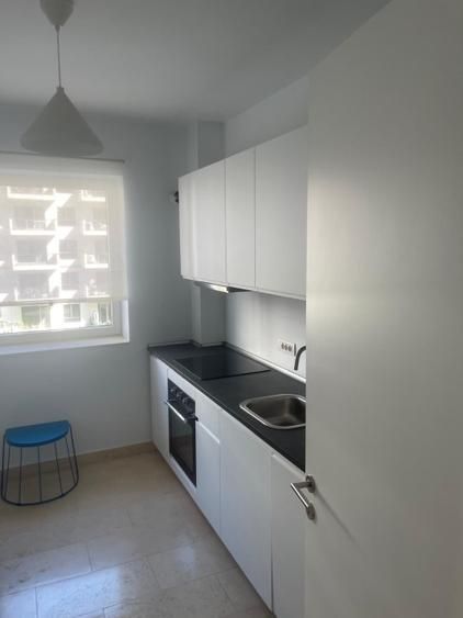 Apartment Închiriat -  Mobilier nou cu loc de parcare inclus - Poză 8