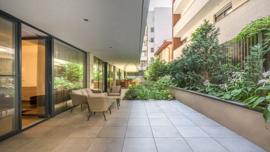 Apartament 3 camere cu terasă și parcare inclusă - Poză 2