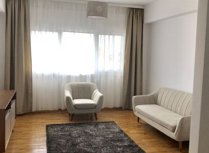 APARTAMENT COLTEA UNIVERSITATE - Poză 1